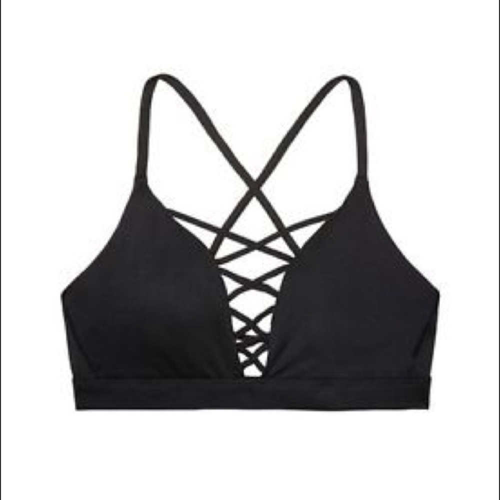 🚨ISO - Victoria’s Secret VS Sport Criss Cross Bra